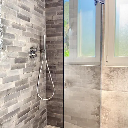 La Casa Dei Glicini * לבנטו