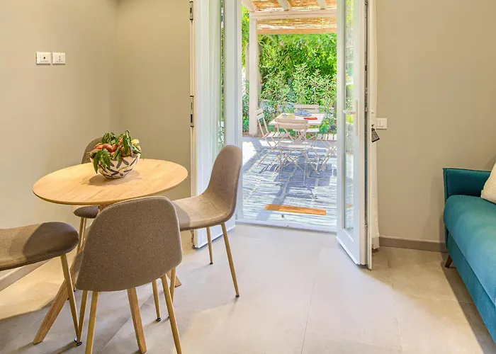 Apartman La Casa Dei Glicini *